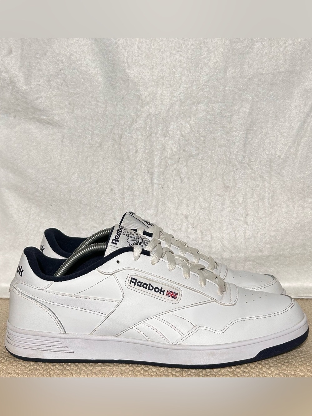 Reebok Mens White Club Memt Classic Leather Low Lace Sneakers Shoes SZ US 12